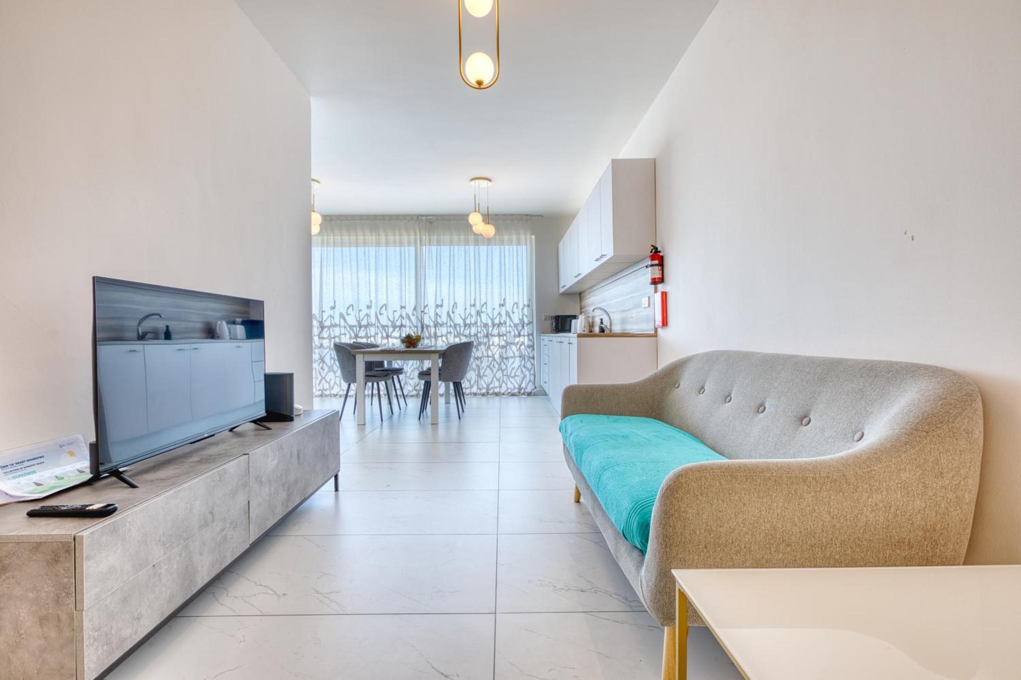 Blu Mar Sea View Apartments St. Paul's Bay Exterior photo