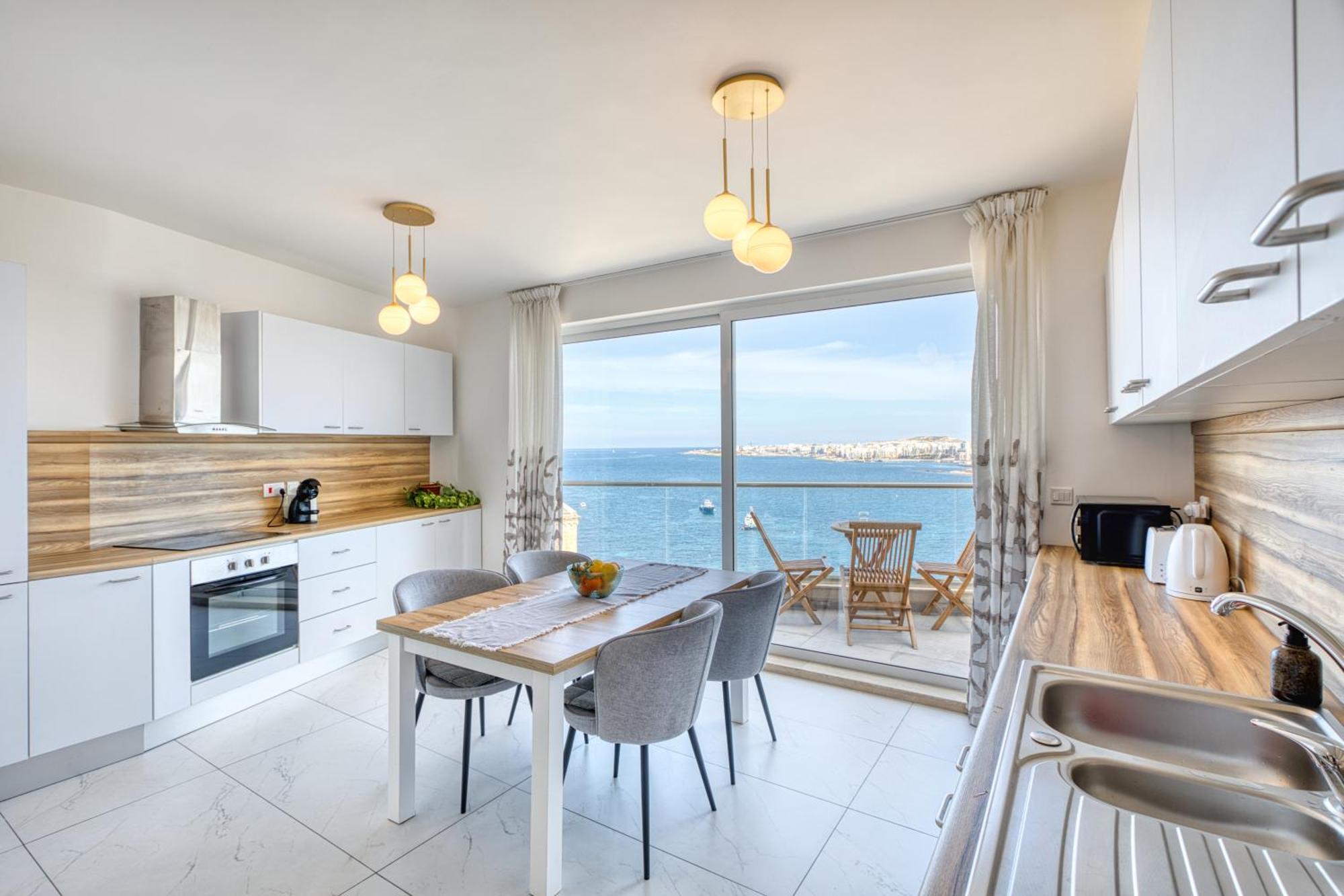 Blu Mar Sea View Apartments St. Paul's Bay Exterior photo